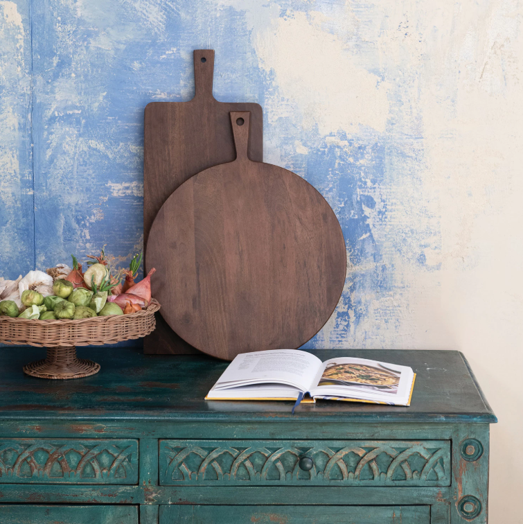 Mango Wood Cheese/Cutting Board w/ Handle