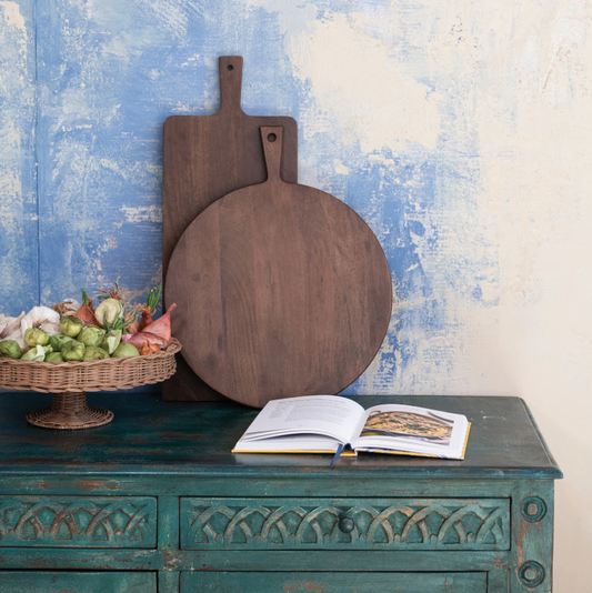 Mango Wood Cheese/Cutting Board w/ Handle