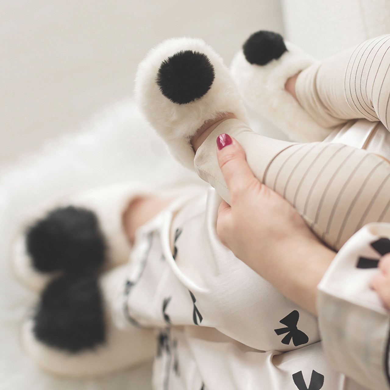 Plush Baby Slippers - Ivory/Black