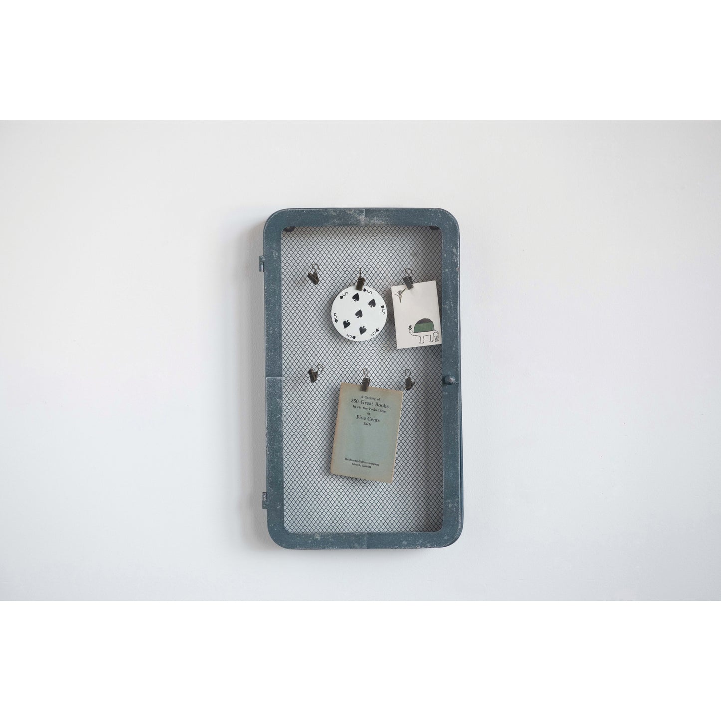 Distressed Frame Shadow Box With Clips