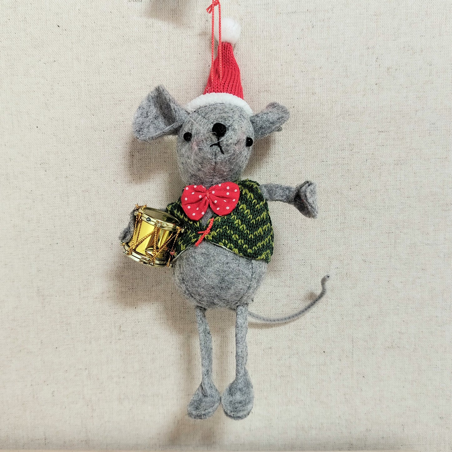 Caroler Mouse Ornament