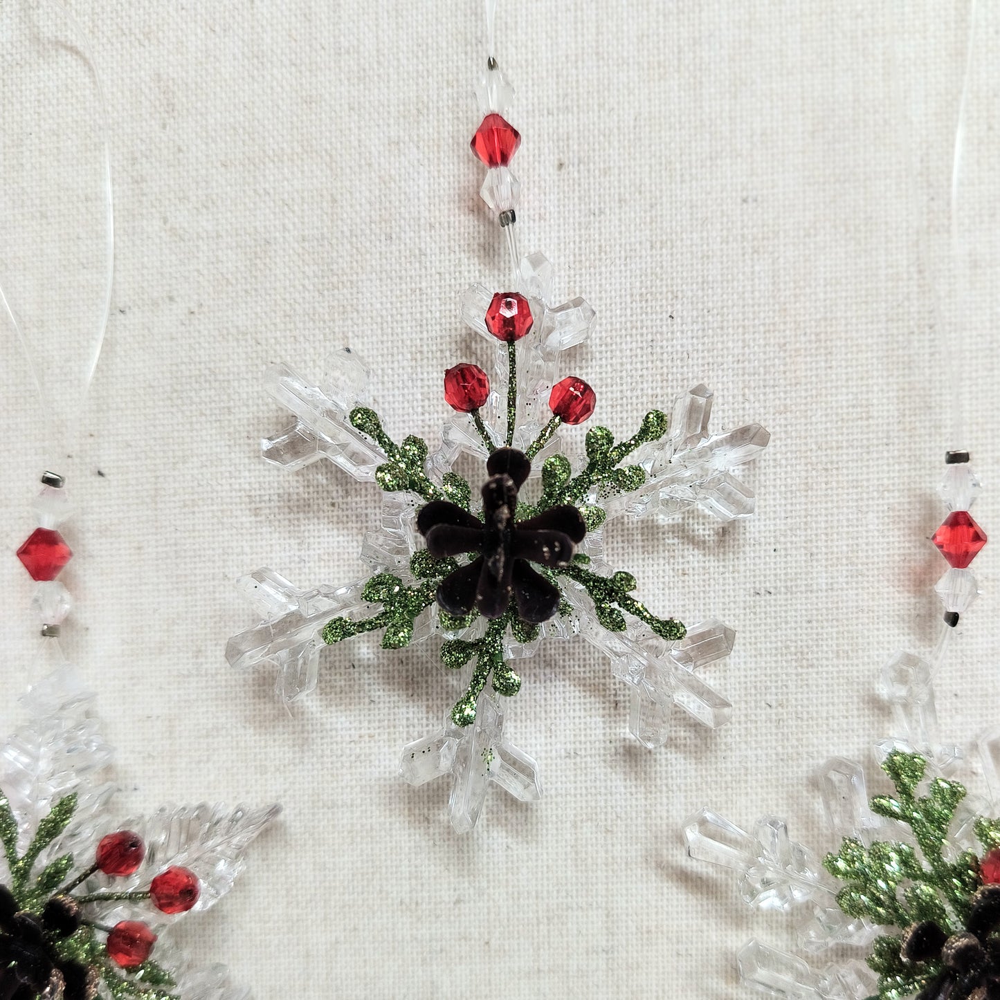 Teeny Mistletoe Snowflake