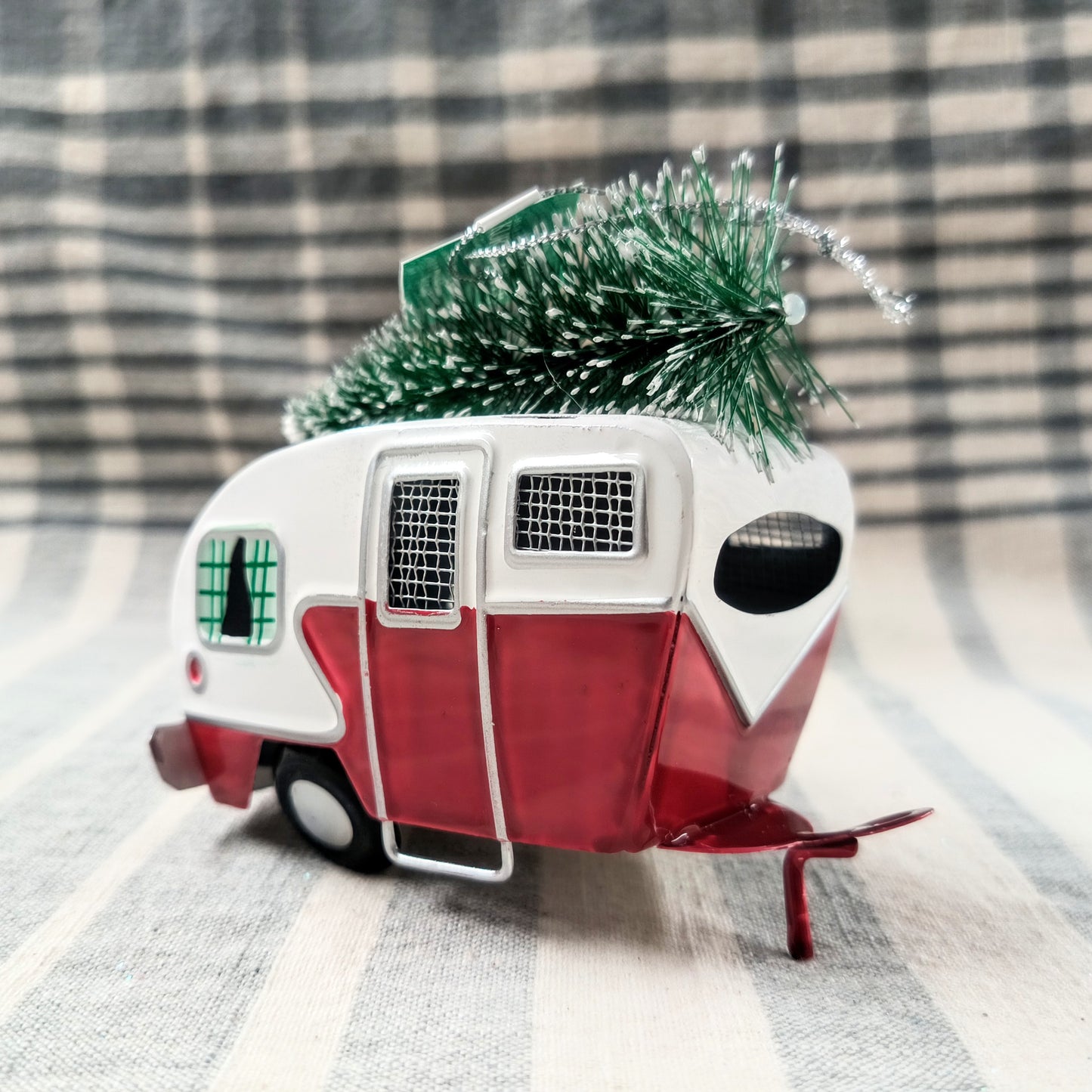 Tin Camper w/ Tree Ornament