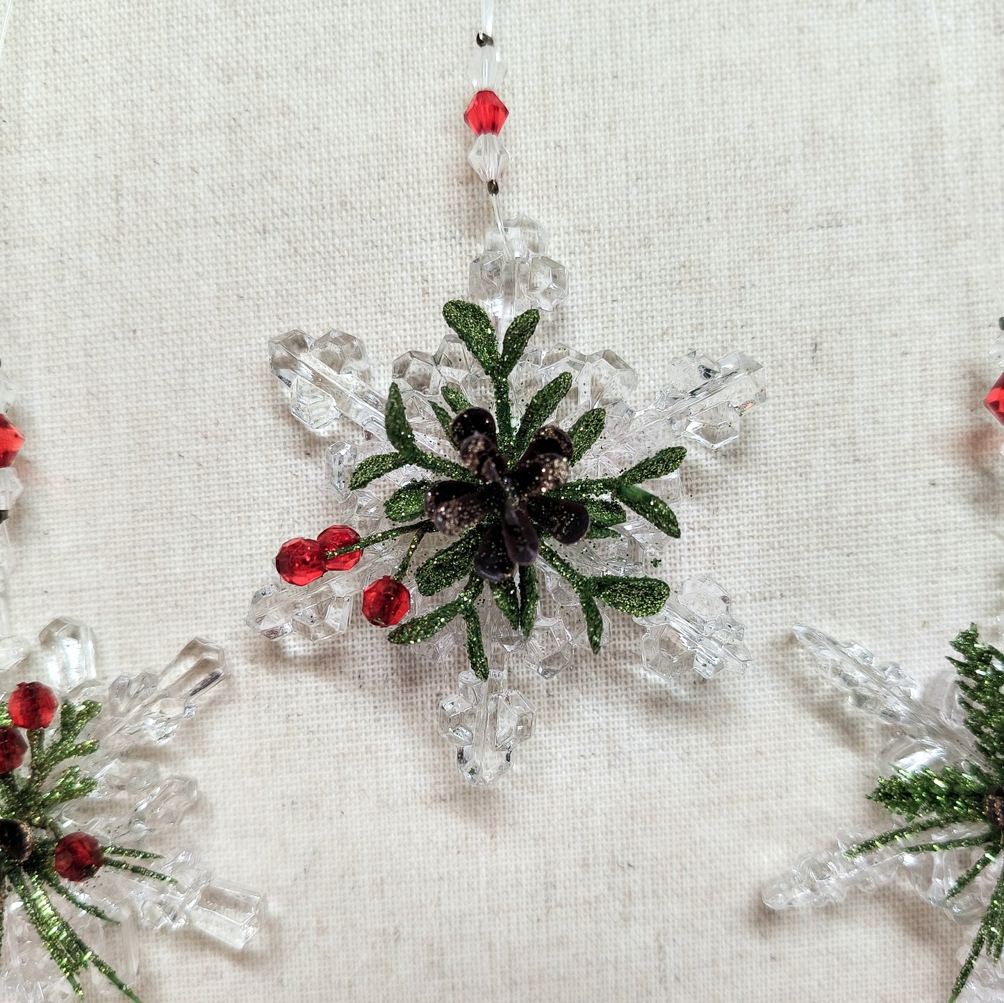 Teeny Mistletoe Snowflake
