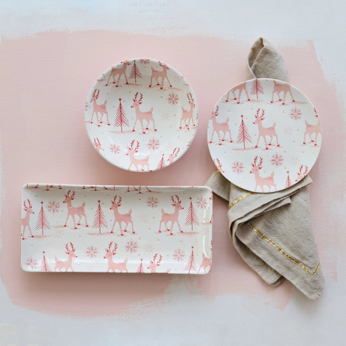 Platter with Reindeer, Trees & Snowflakes Pattern