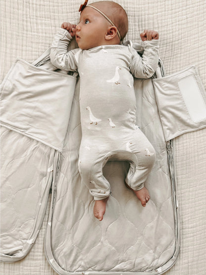 Goose Swaddle 1.0