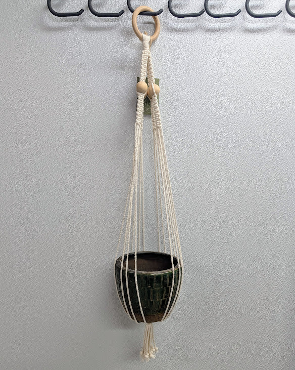 Block Macrame Plant Pot Hanger