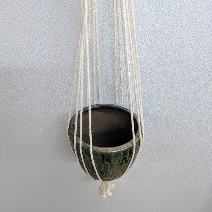 Block Macrame Plant Pot Hanger
