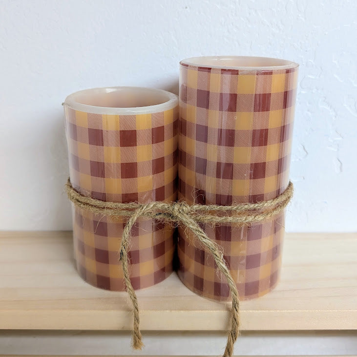 2pc Flameless Candle Red & White Plaid