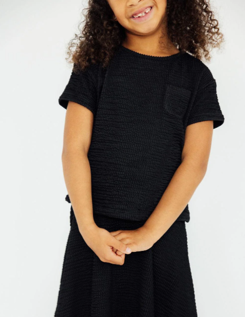 Black Scrunchy Pocket Tee