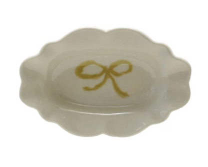 Stoneware dish w/ Bow & Scalloped Edge