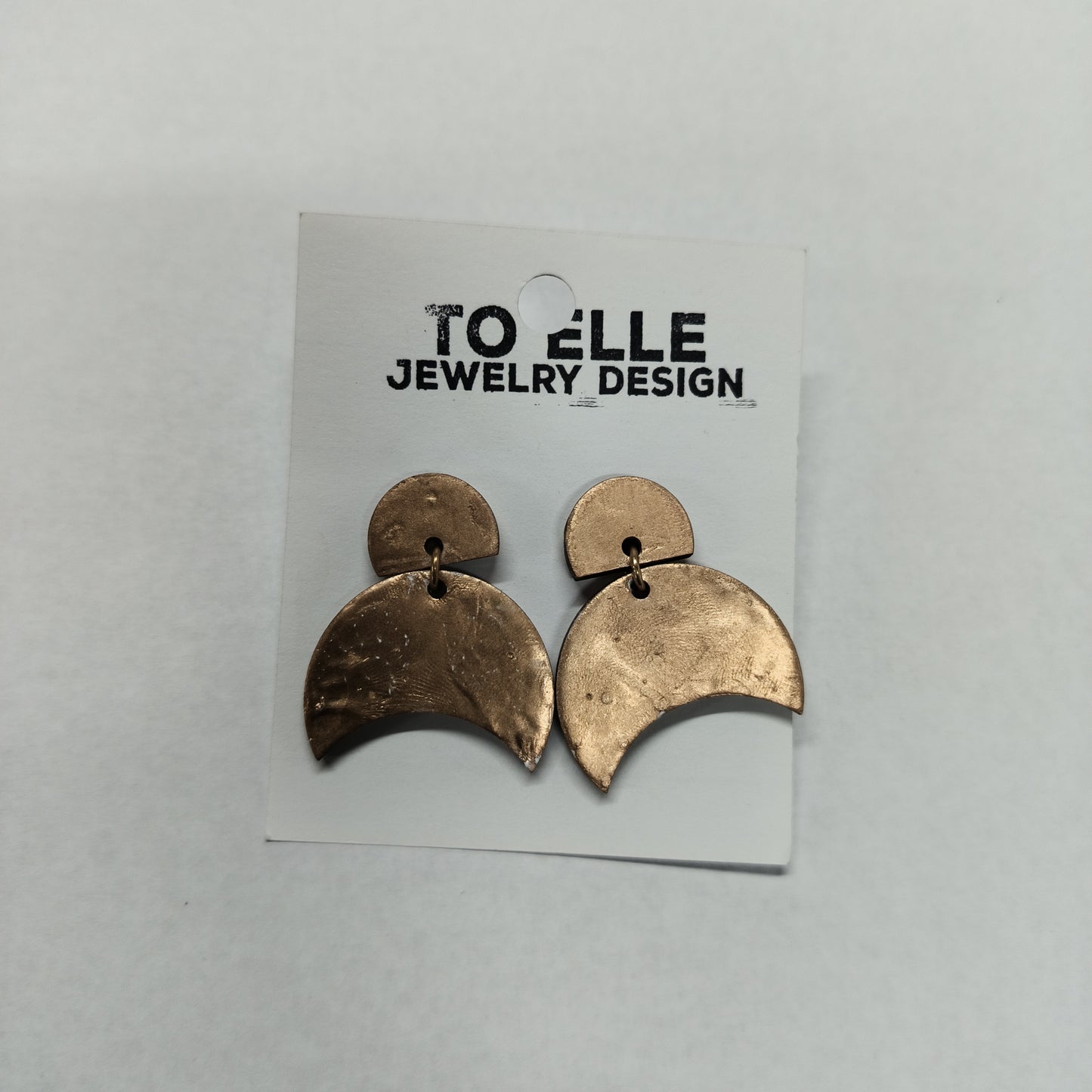 Liz Wooden Dangle Earrings