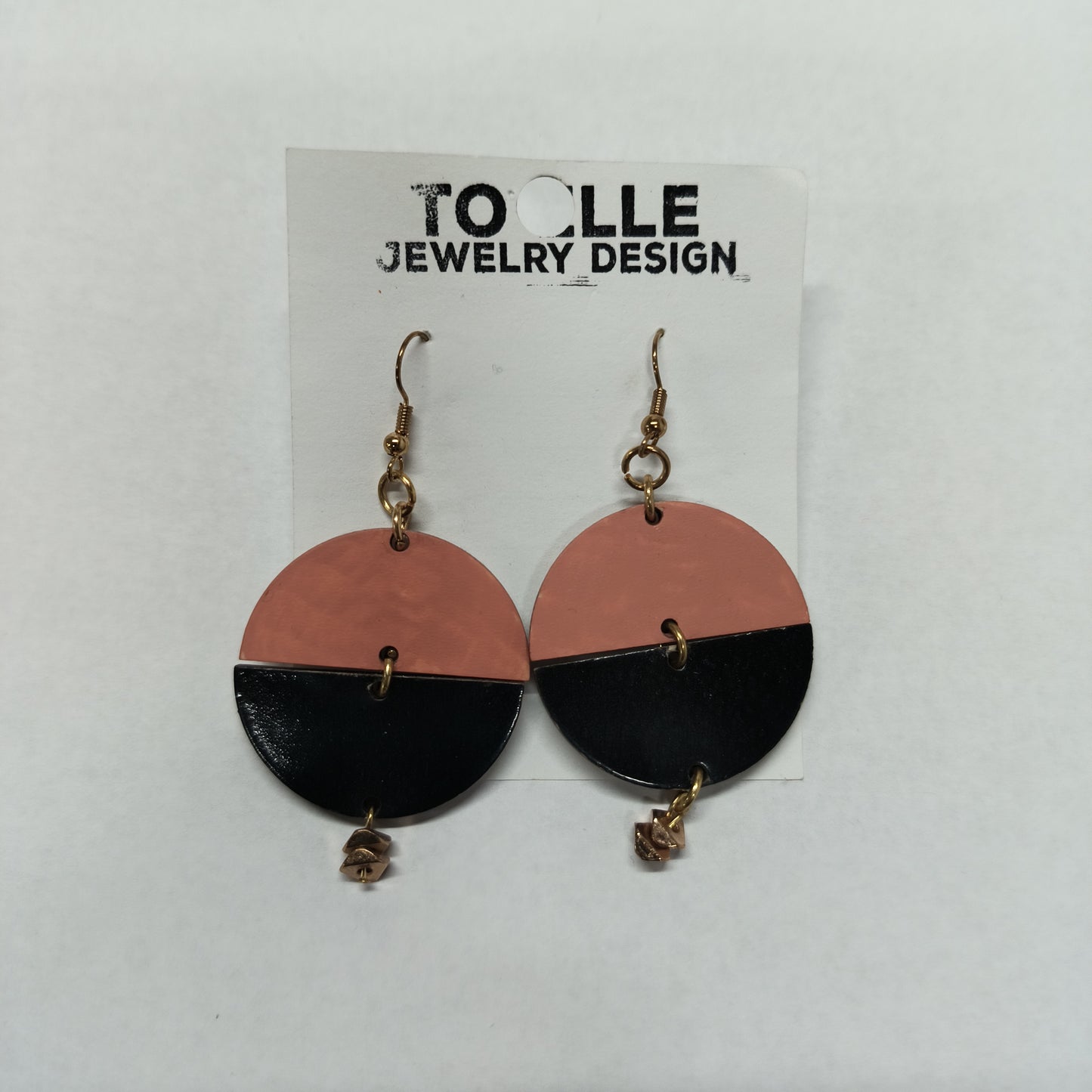 Liz Wooden Dangle Earrings