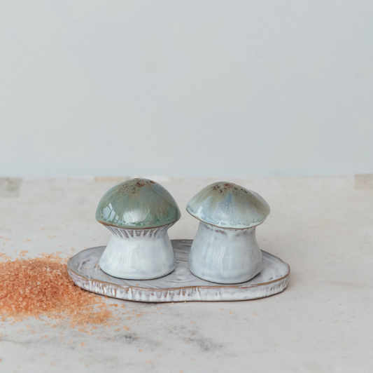 Stoneware Salt & Pepper Shaker w/ Tray