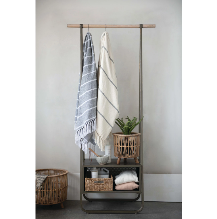 Woven Cotton Throw w/ Fridge